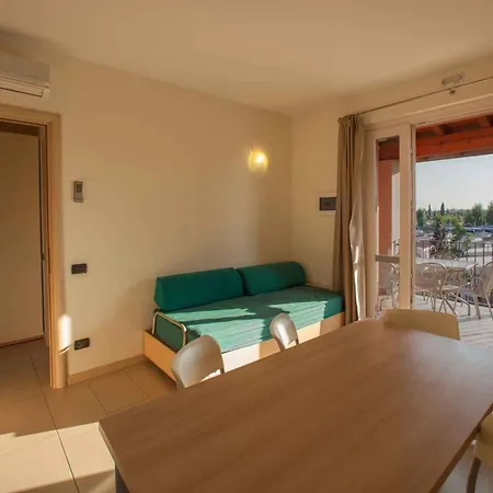 In - Gardasee 38480 Couette-café *