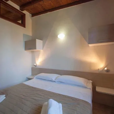 In - Gardasee 38480 Bed & Breakfast *